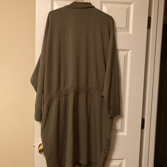 Women’s plus size dress size 2x color olive green - Picture 4 of 6